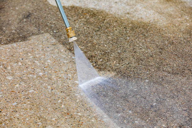 Inglis, FL Pressure Washing Services Company
